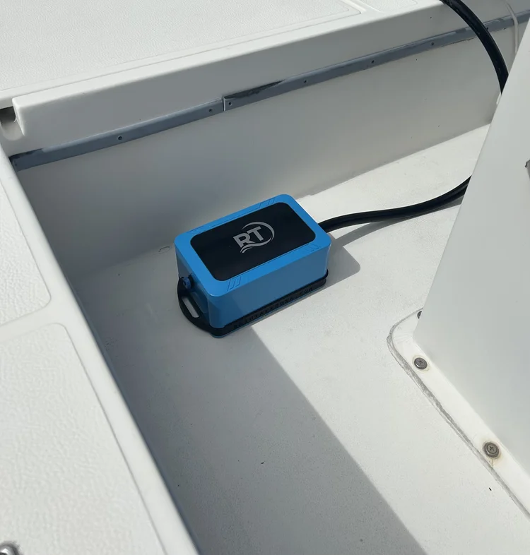 Raintaker™ PRO Solar Bilge Pump for Dinghies, Whalers, Zodiacs, Wooden boats (Fresh + Saltwater Use)